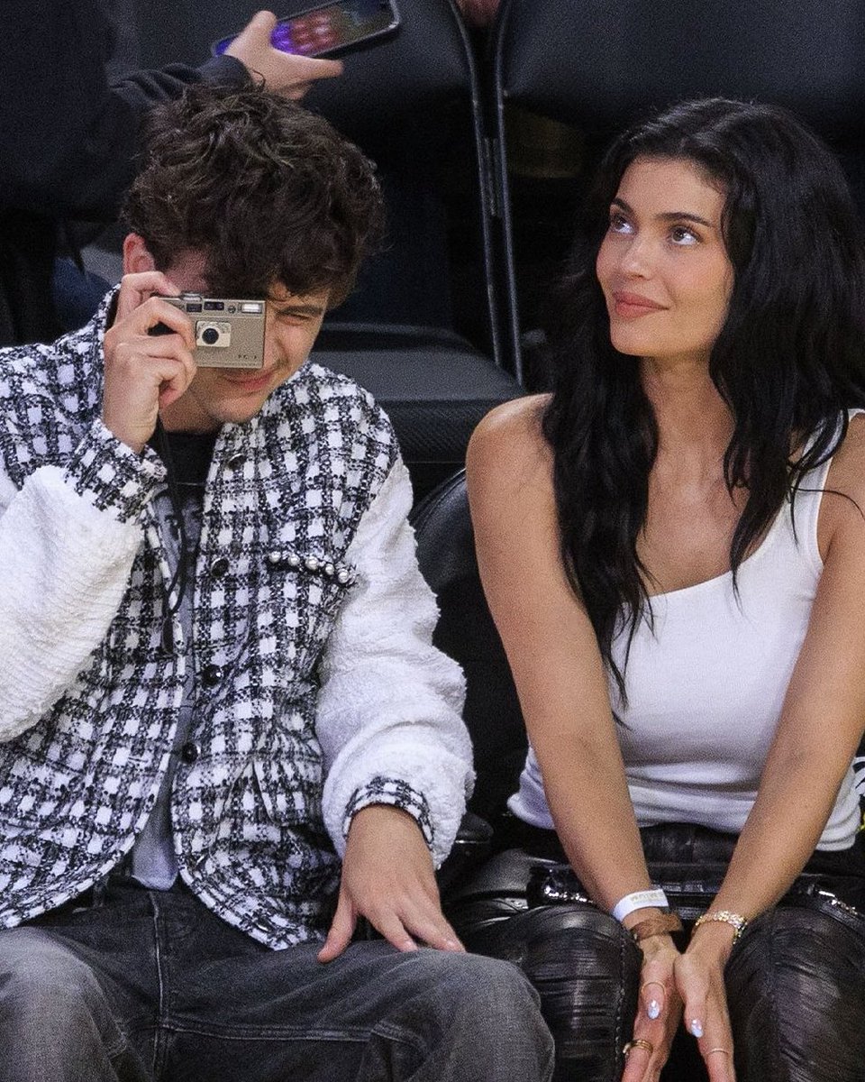 jess (@des179854) on Twitter photo 