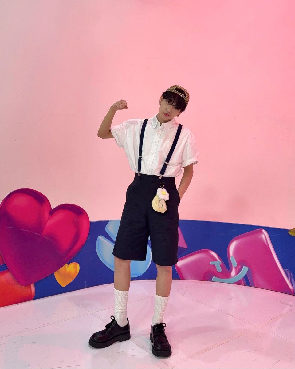 BOYNEXTDOOR_KOZ's tweet image. 250501 엠카운트다운🚪📸

#BOYNEXTDOOR #보이넥스트도어 #BND
#명재현 #JAEHYUN
#명MC #BOYNOW