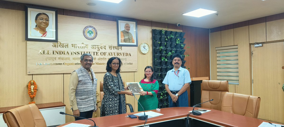 AIIA_NDelhi's tweet image. Dr. Lucila Matovelle from Ecuador, commenced a month customized training program at the AIIA, Delhi. The program, scheduled from 1st May to 31st May 2025, aims to provide in-depth knowledge &amp;amp; hands-on training in Ayurvedic principles, therapies, and holistic health approaches