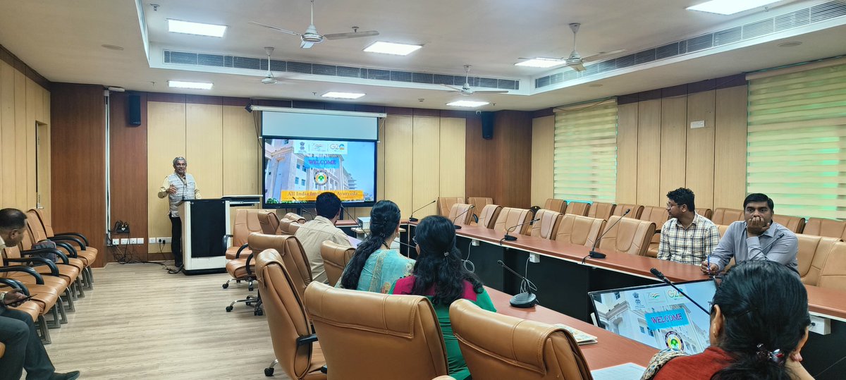 AIIA_NDelhi's tweet image. Dr. Lucila Matovelle from Ecuador, commenced a month customized training program at the AIIA, Delhi. The program, scheduled from 1st May to 31st May 2025, aims to provide in-depth knowledge &amp;amp; hands-on training in Ayurvedic principles, therapies, and holistic health approaches