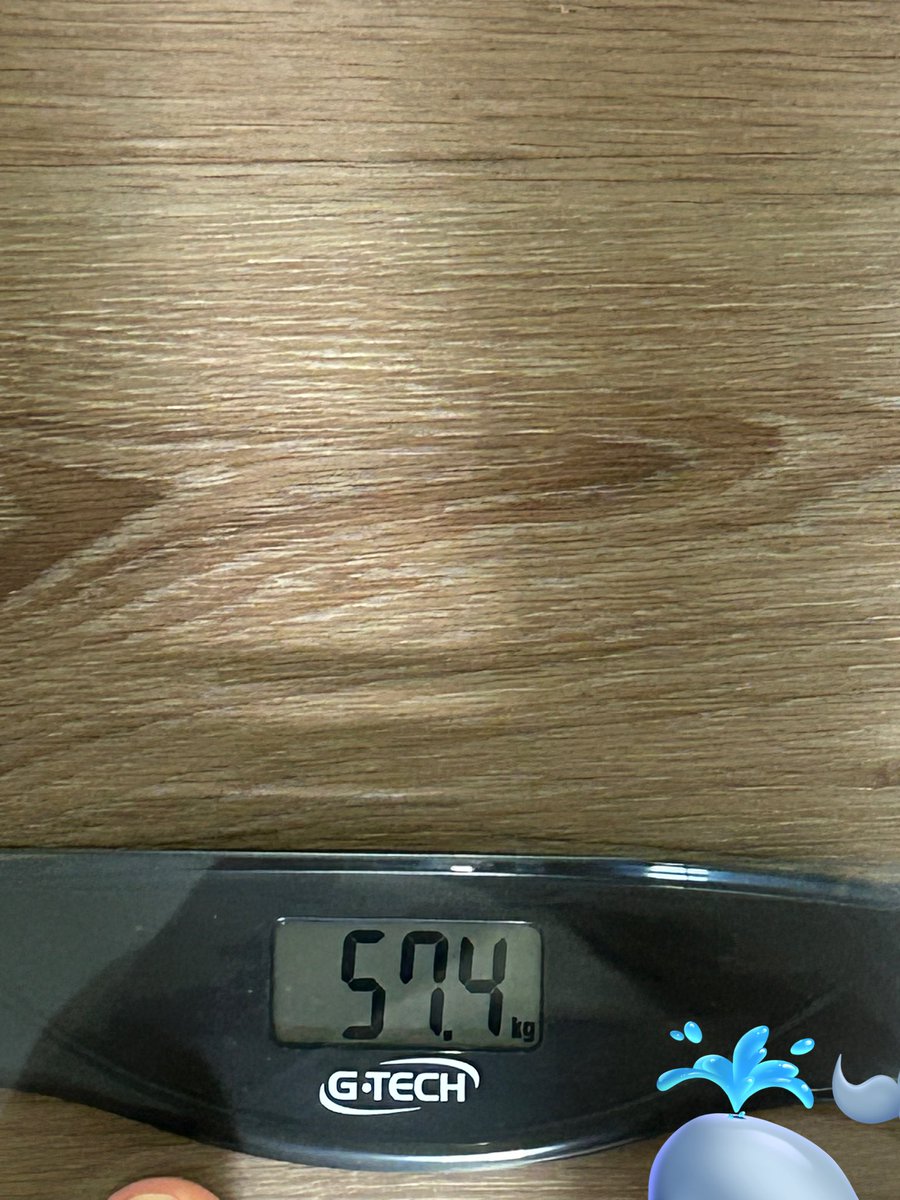 stellllss's tweet photo. 200g em 2 dias, ta bem lendo mas pelo menos estou saindo do lugar 
E ainda, não mio e nem tenho compulsão faz 1 mês😈 https://t.co/gjtTcFWs7l