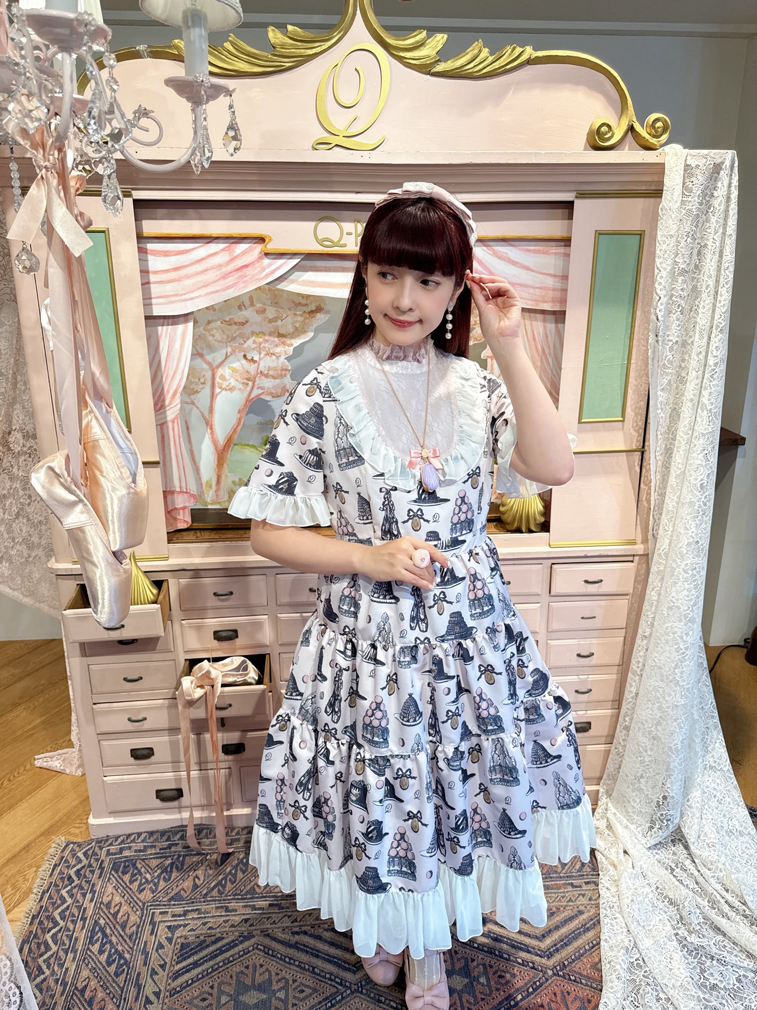 m*）様 ★Q-pot★青木美沙子コラボ★香水瓶ネックレス★グリーン★ ☆Q-pot☆青木美沙子コラボ☆香水瓶ネックレス☆グリーン☆ メロバス夏