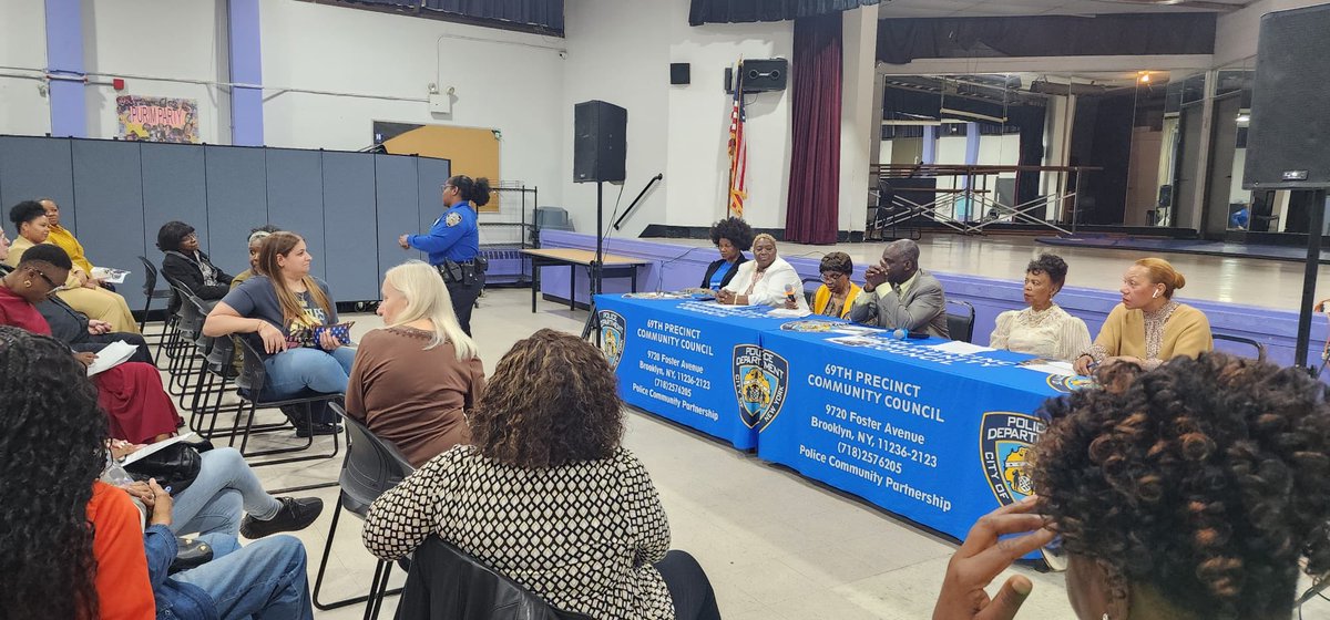 GGbrazela's tweet photo. 69 pct community council meeting was well attended https://t.co/4zWA9eFNK6