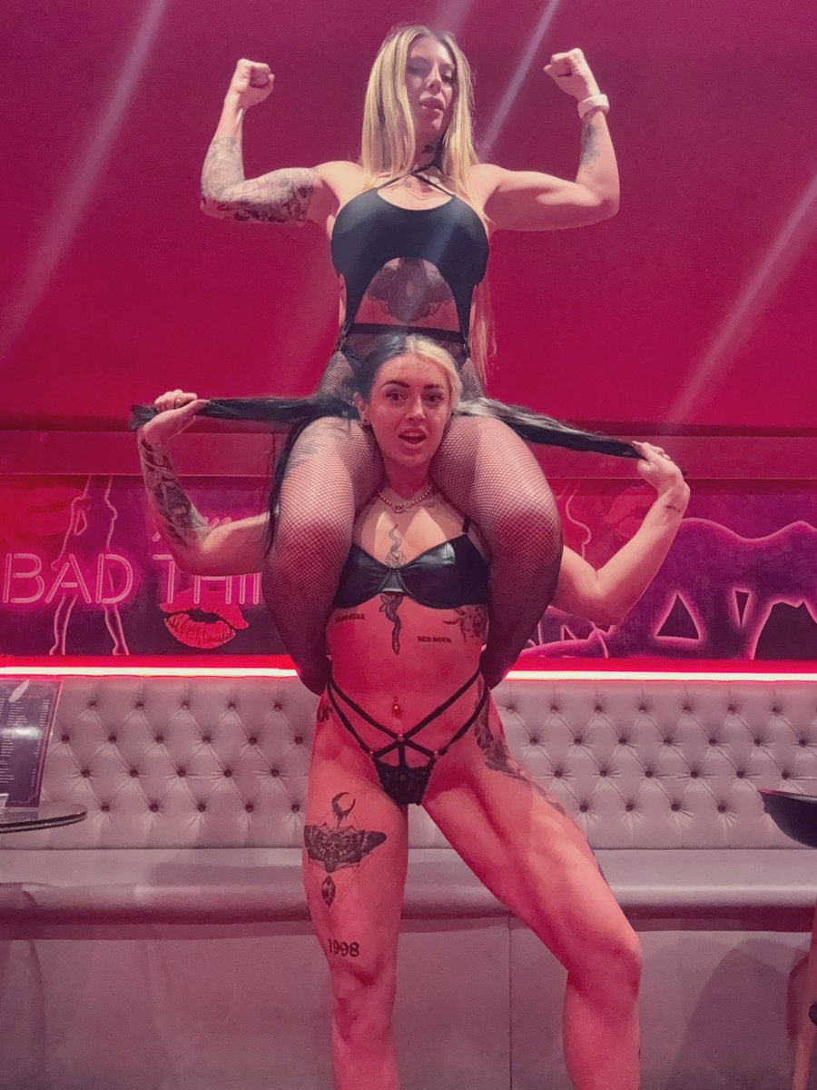 Jorgiegee93's tweet image. I think this would make a great victory pose after we win a fight, don’t you? @StormBaby8 @SlapCity6