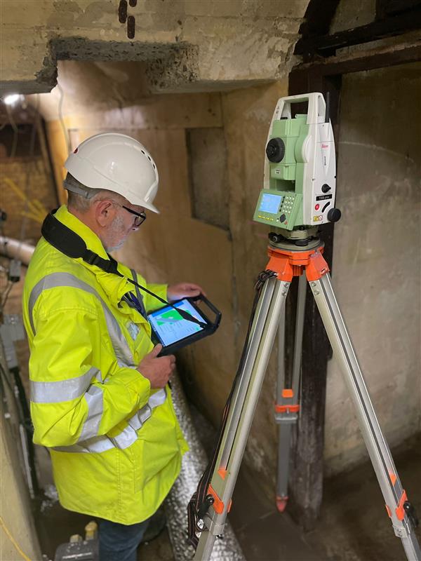 Surveying a secret Second World War bunker in Folkestone that used to relay Enigma messages to Bletchley Park: ow.ly/ZYAN50VLc4c 🔍
