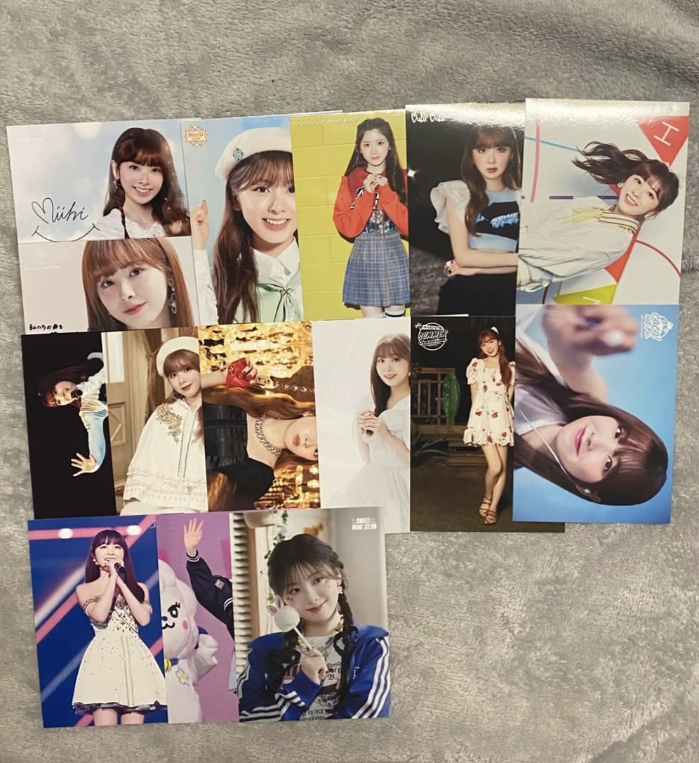 【求】ミイヒ・買取&gt;&gt;リク
【譲】画像のもの

同異種可能、まとめての方優先
ものによってはn:1検討できます🙌🏻
ラントレとフォトカは求めてません😢
#NiziU交換 #NiziU_交換