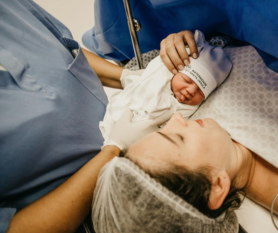 Most maternal and newborn deaths occur around the time of birth, making this a critical window for saving lives.

EECC is a proven, low-cost, high-impact approach that could become the global standard for critical care. But we need your help 👉 buff.ly/33yevvU