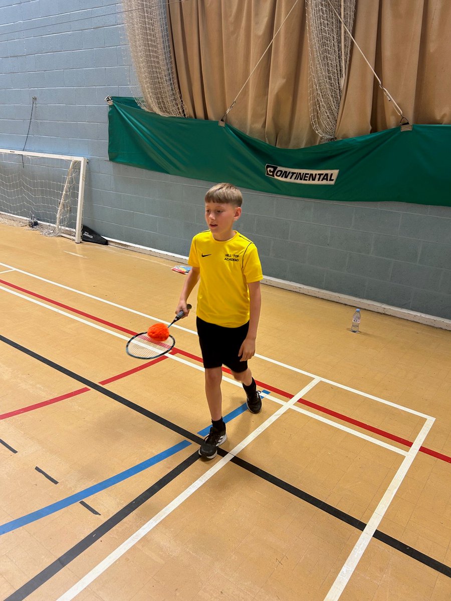 🏸 Year 5 had a wonderful time at the badminton event on Monday! They showed great enthusiasm, teamwork and sportsmanship throughout the day. Well done to all involved! 👏 #Year5 #Badminton #ActiveLearners #TeamworkInAction