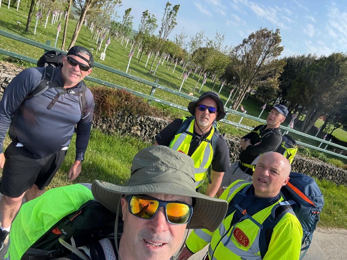 CUHCharity's tweet image. Dave Cotter and friends are halfway through their Wander West fundraiser from Crosshaven to Crookhaven. The group has undertaken this journey to raise funds for the CUMH Neonatal in memory of David's wife, Katrina, who worked there since it opened in 2007. idonate.ie/fundraiser/Wan…