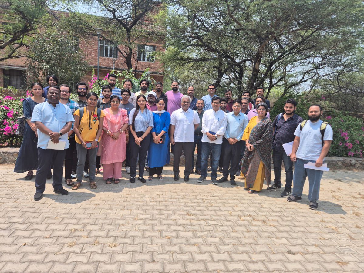 scnss_jnu's tweet image. SCNSS hosted Dr Uttam Kumar Sinha, Senior Fellow, MP-IDSA for a brainstorming session on ‘Fluid Frontline: Strategic Stakes of the Brahmaputra & Indus’ followed by Q &A.
@JNU_official_50 @LaxmanKBehera @amitsinghjnu @drtyagigaurav