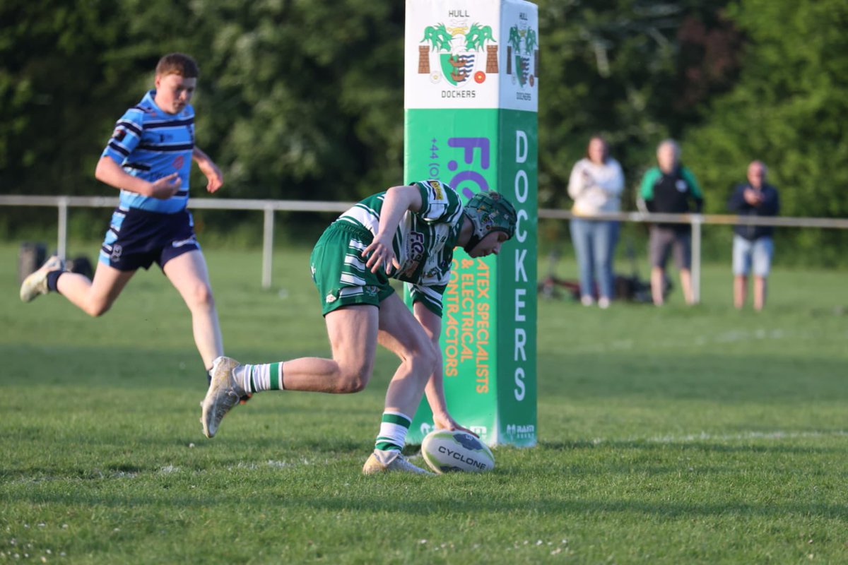 HayleyMower's tweet photo. Another win another try for my boy 🤍💚🏉🥦I am so incredibly proud of you son ❤️🫶🏼 https://t.co/FqsgIBe7E5