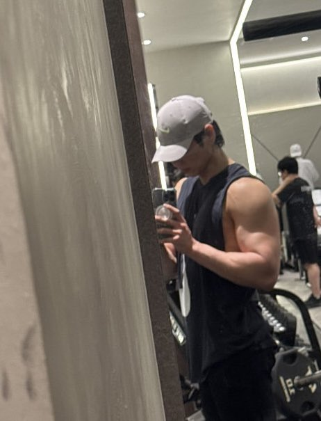 The large version of my bicep. You are welcome.