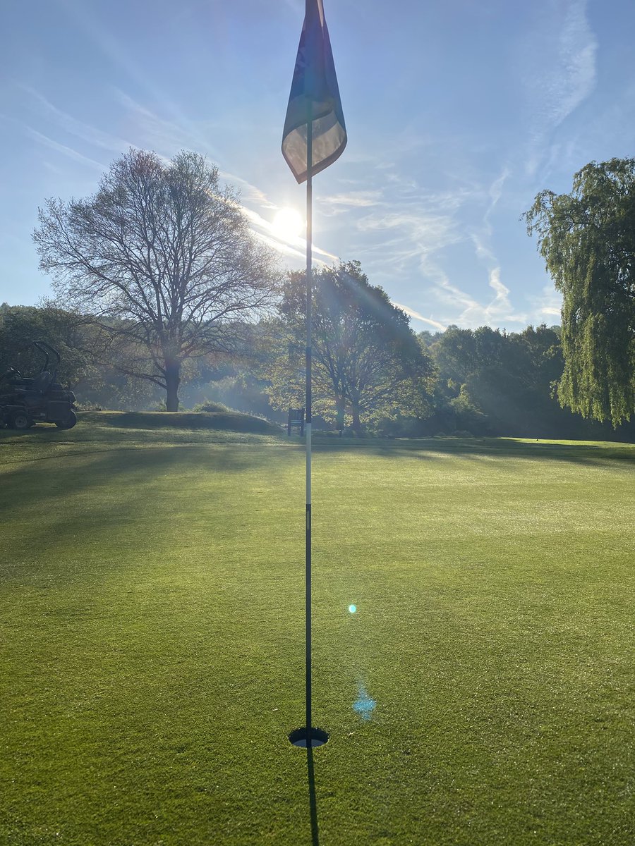 Nice to finally get a run of decent temperatures, until Sunday anyway. Greens cut, fairways cut, semi cut, practice ground cut, rough cut, bunkers edged, blown &amp; raked, markers moved, tees divotted