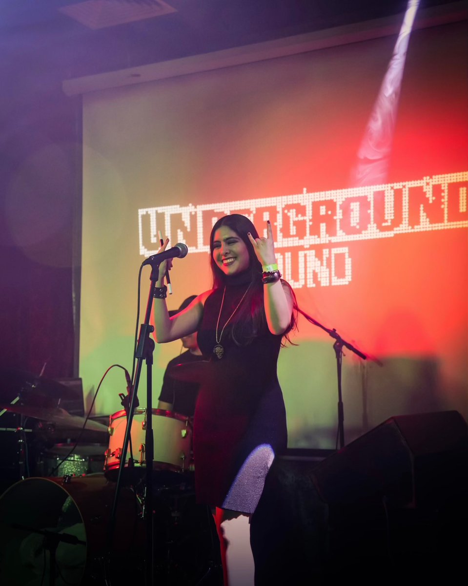 Claudia Pearl tweet media