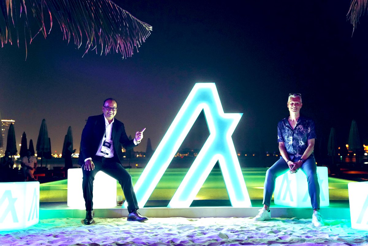 simplykashif's tweet image. With @marcvl from @AlgoFoundation. His one of the mission is to bring passive income from staking to every household.