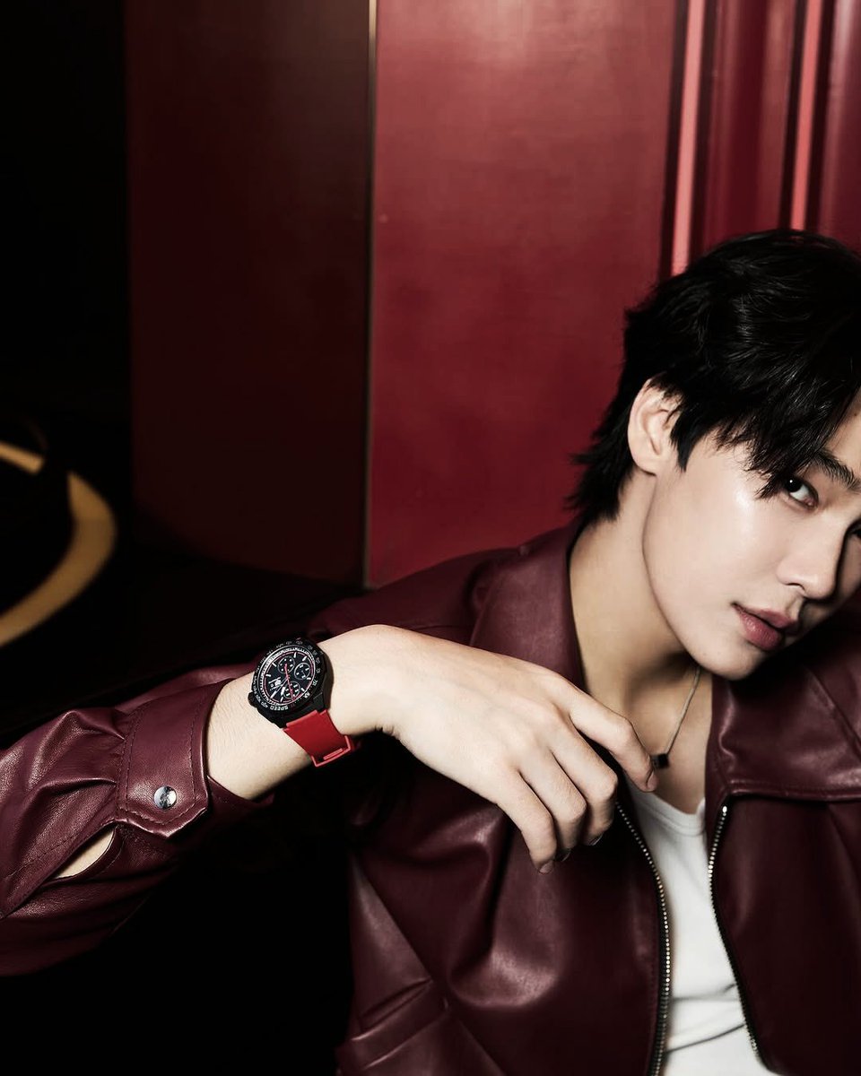 bxagas's tweet image. ︎︎ ︎︎︎ ︎︎︎ ︎
Red lights blaze, my TAG Heuer catches the glare. Red strap, sharp edge, no apologies. Five stores deep in Thailand, and I’m here like a fuse lit. Dipping legacy, riding that line between timepiece and rebellion.
︎︎ ︎︎︎ ︎︎︎ ︎