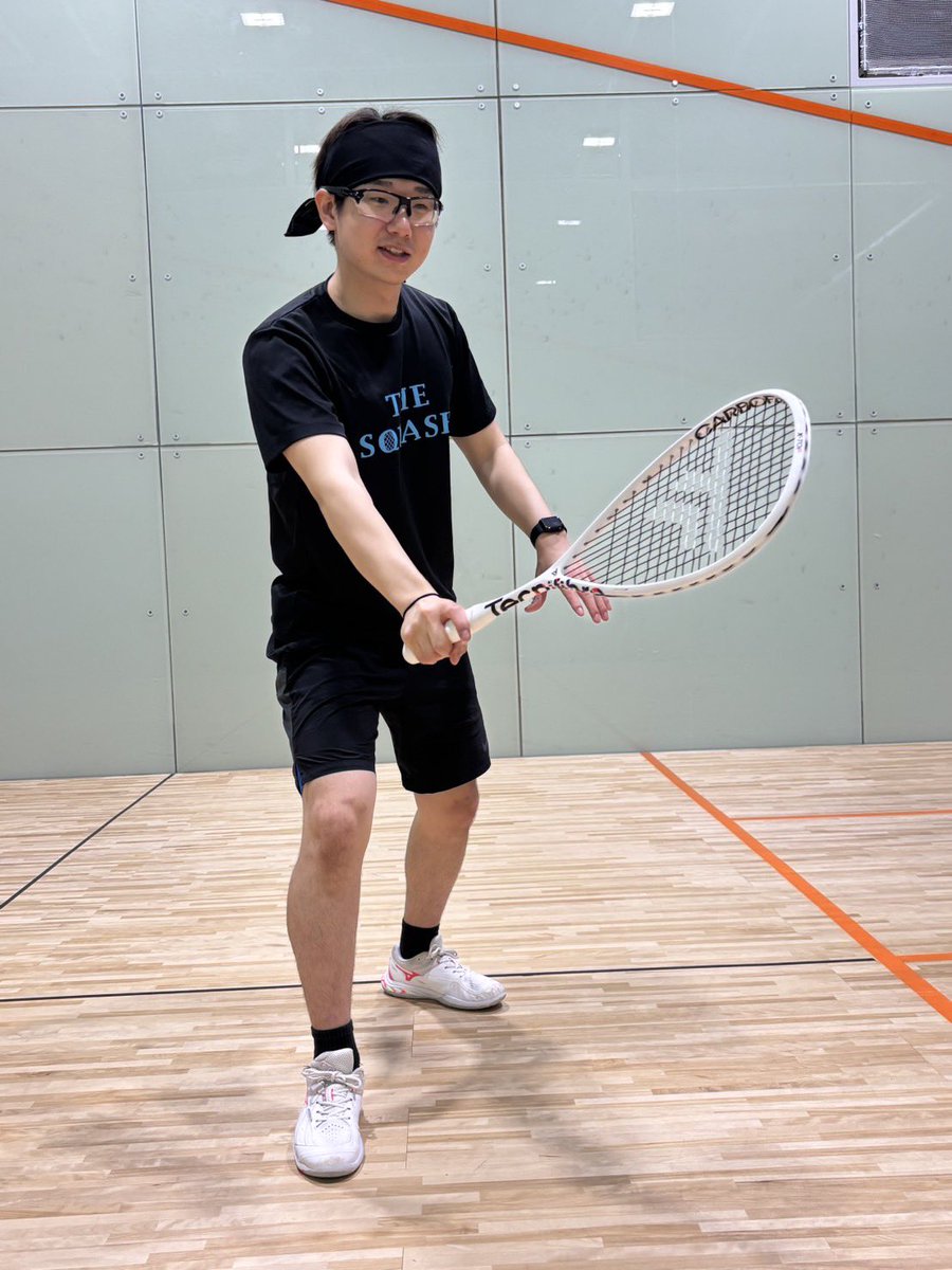 FirstWave2008's tweet photo. Welcome to FirstWave!
北九州のTHE SQUASH所属の尾潟コーチです！

#tecnifibre
#Uarch
#インソール
#CARBOFLEX https://t.co/cxYLkfKZ8n