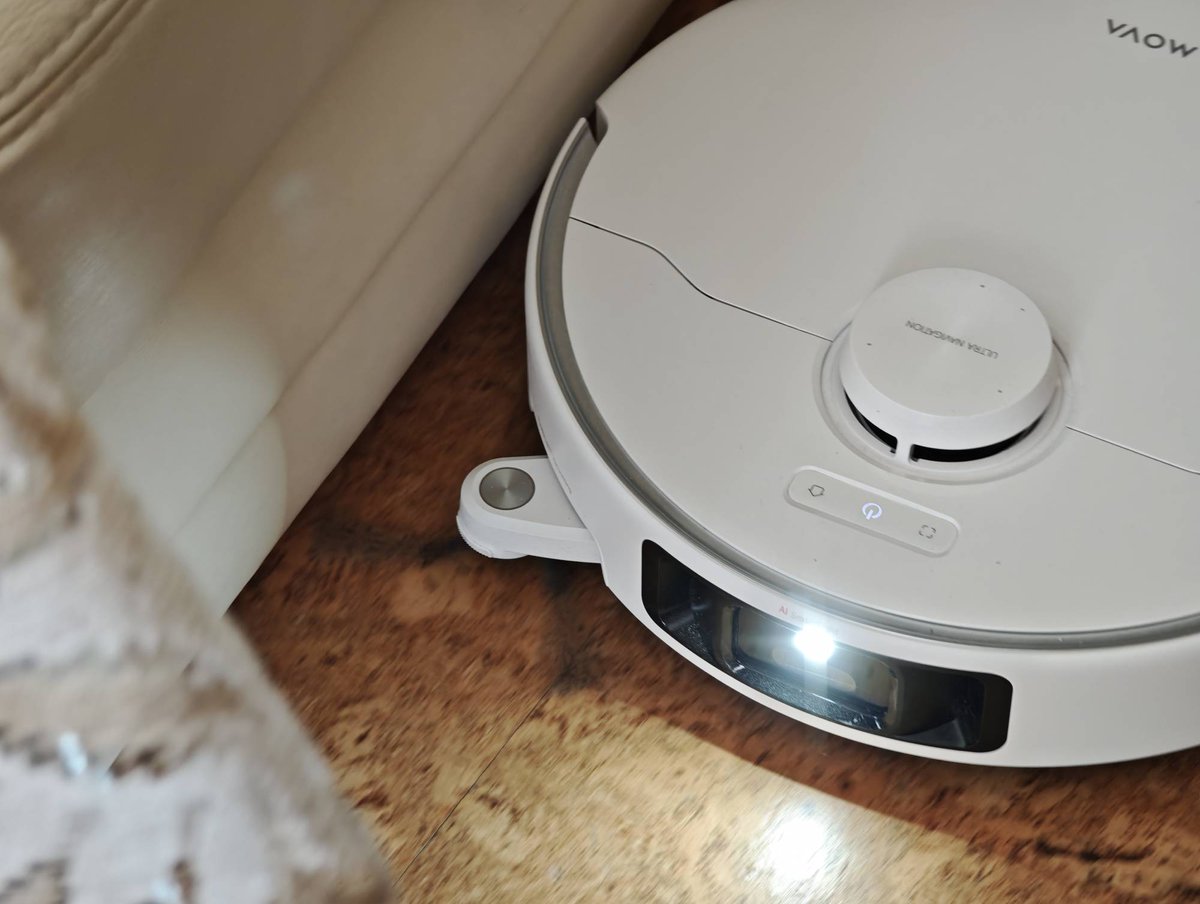 TECHNOSenior1's tweet photo. #MOVAP50ProUltra – flagowy robot sprzątający z funkcją mopowania, który zaskakuje nie tylko eleganckim designem, ale przede wszystkim imponującą funkcjonalnością.
@mova_jp
#własnytest
https://t.co/kiUfdLbBJj https://t.co/B8ESDCyelc