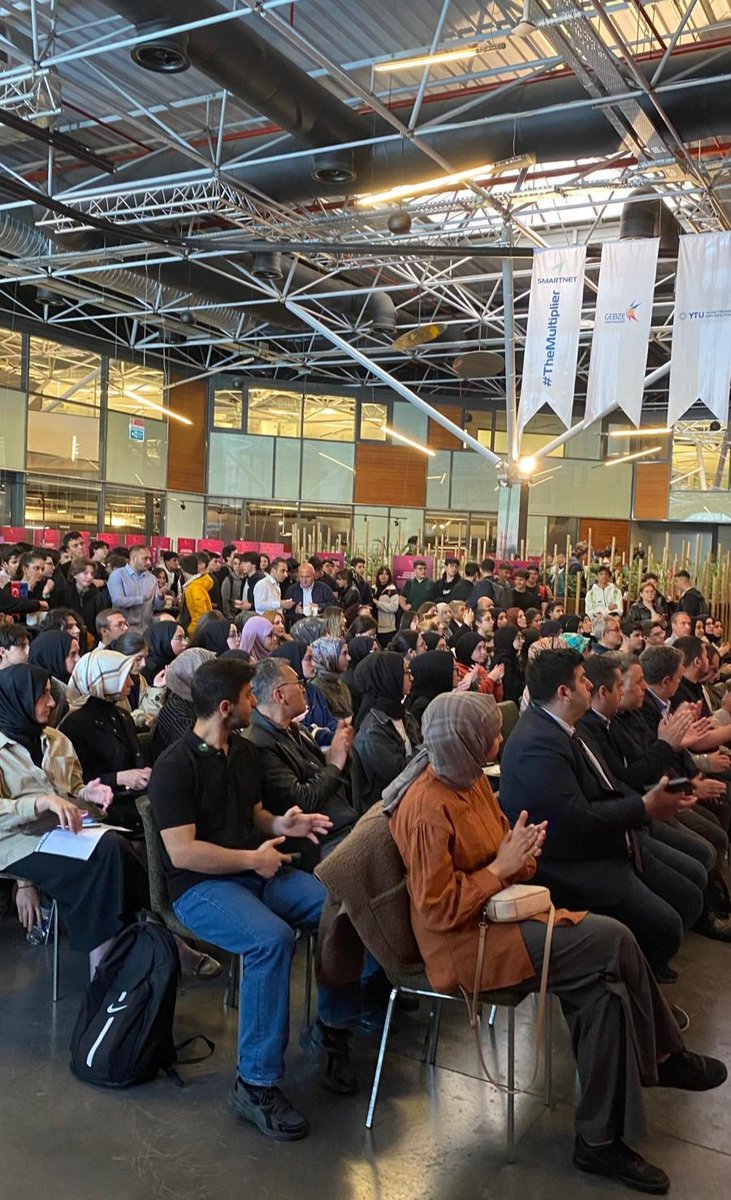 UfukBatum's tweet image. @SMARTNETglobal &apos;de yoğun, verimli ve çok da keyifli buluşmalar gerçekleşti... Bütün paydaşlarımıza teşekkürler...