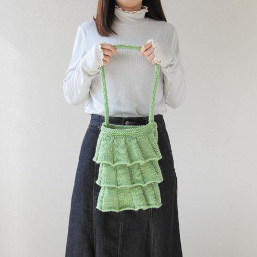 hamanakasyouten's tweet photo. ＼\✨ハマナカ商店限定✨/／
ハマナカボニー限定カラー350g巻コーン発売決定！！
 5/25（日）よりハマナカボニーの数量限定カラーのコーン巻きが新発売🤍💙❤️💚

なんと350g巻の7玉分のコーンが税込2200円ととってもお得に買えちゃいます♪ 
とってもかわいいバッグのレシピ付きで絶対に見逃せない！！ https://t.co/hnj9pkdwh6