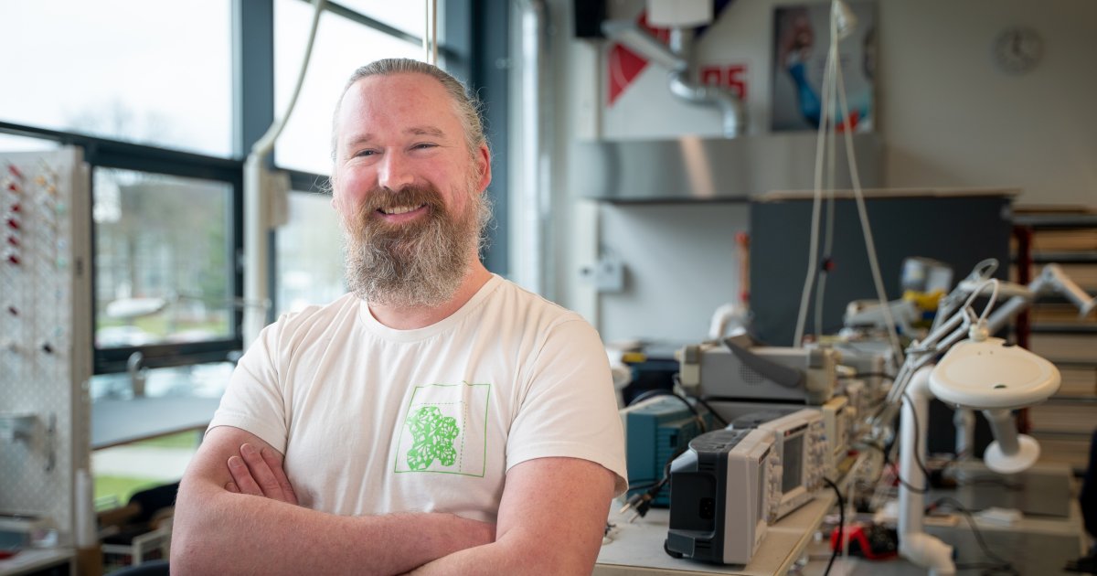 PhD position on Physiological-Model-Based Artificial Intelligence for the recovery monitoring of elderly after hip fracture surgery in SMARTTEST dlvr.it/TKTjvd