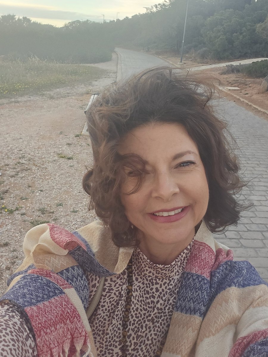 Life reflects only the colors you give it. Wishing you simple,  moments this month.
Stay strong, each of us fights our own battle with hope.
#BePositive #BeStrong #NewMonth