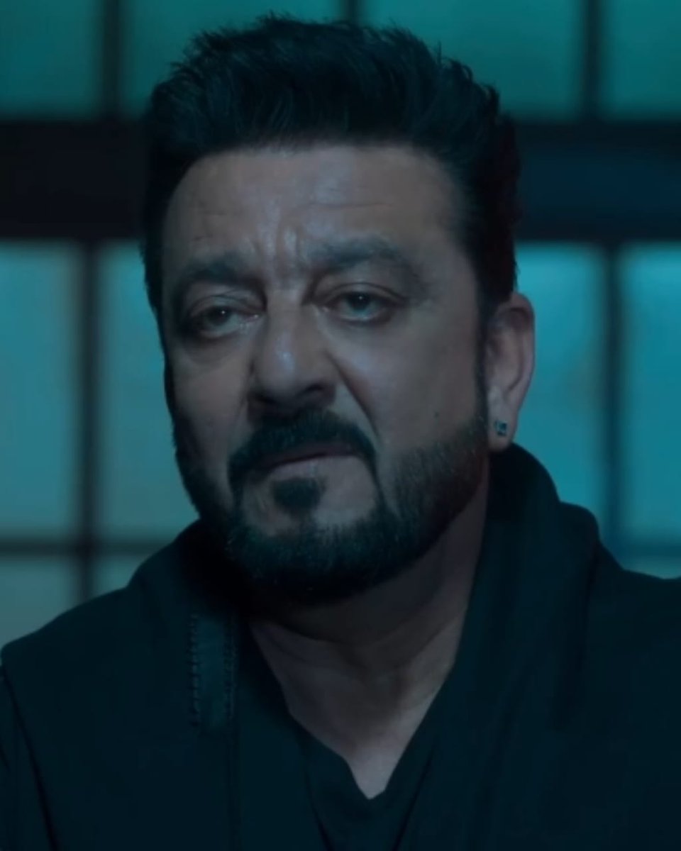 Bhootni in designer fits, Sanju baba in chill mode, and chaos everywhere.
This is peak “don’t take yourself too seriously” cinema. #TheBhootniiReviews is honestly a vibe.
bookmy.show/TheBhootnii