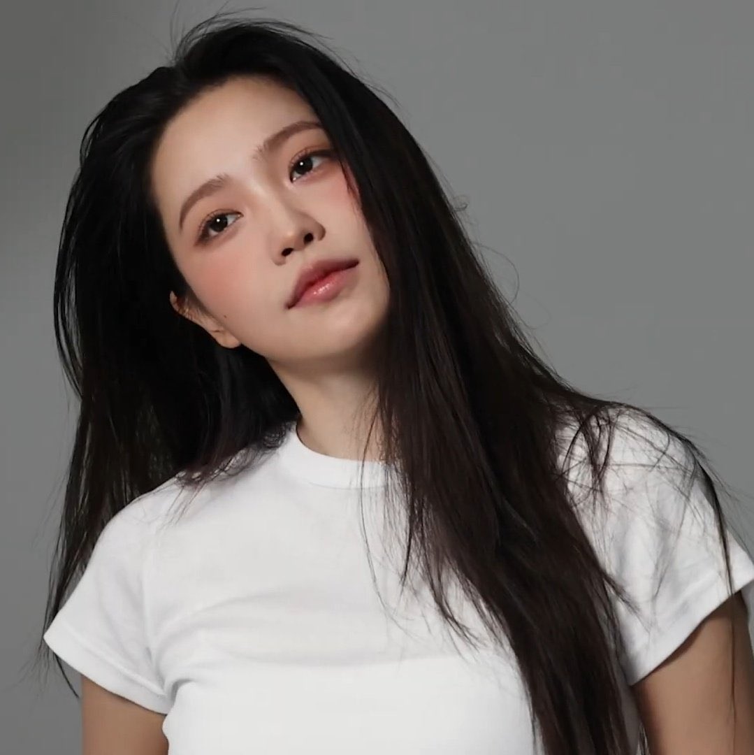 yeri pics 𐙚 tweet media