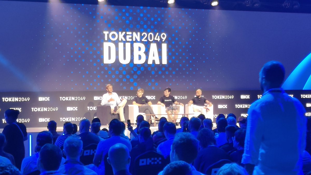 Watching this quad CEO panel with our very own <a href="/lawmaster/">Larry Cermak</a> at <a href="/token2049/">TOKEN2049</a>