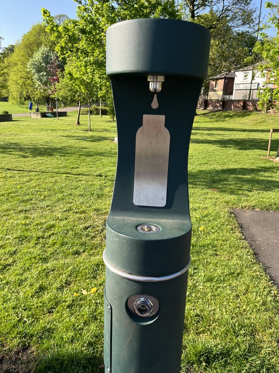 KateLurie1973's tweet photo. @cllralanquinn the fountain in St Mary’s park is broken again. The button isn’t there! Need a drink in this very hot weather. #prestwich @loveprestwich https://t.co/GD99iLQ2Hv