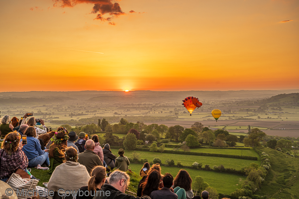 Glastomichelle's tweet image. We had the most fabulous weather here in Glastonbury to celebrate Beltane. Blessings from the heart of Avalon.  Part 1 as more photos to follow. #glastonbury #glastonburytor #Beltane #MayDay