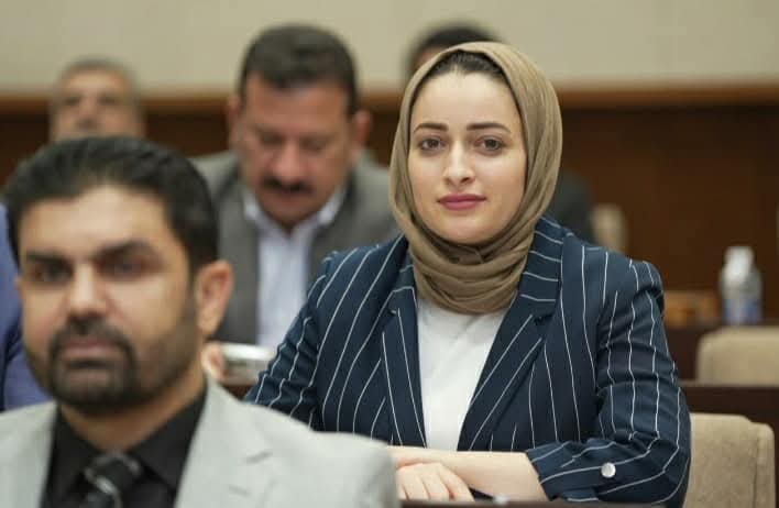 بعيدهم العالمي ..كل عام وعمال العالم والعراق بخير .
 نحتفي في هذا اليوم بعطاء وجهود العمال الذين يشكلون أساس نهضة الوطن وركيزة تقدمه.

 في لجنة العمل النيابية  نجحنا في مجلس النواب خلال هذه الدورة التشريعية بتشريع قانون التقاعد والضمان الاجتماعي للعمال، وهو إنجاز مهم يُعزز من