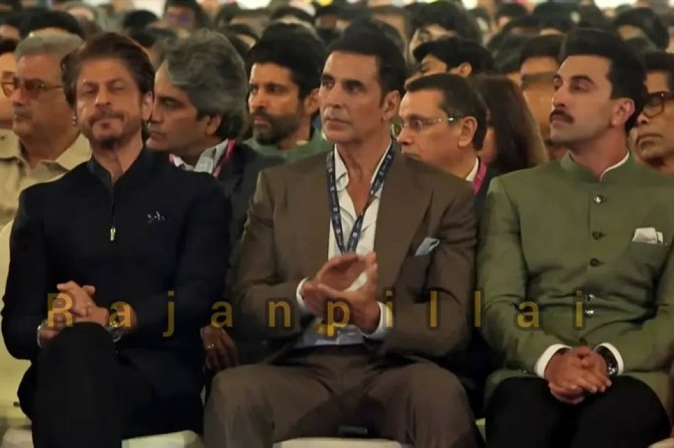 Akkian_Gauravv's tweet image. 🔥😱💥
#akshaykumar #ShahRukhKhan #ranbir 
#WAVESummit