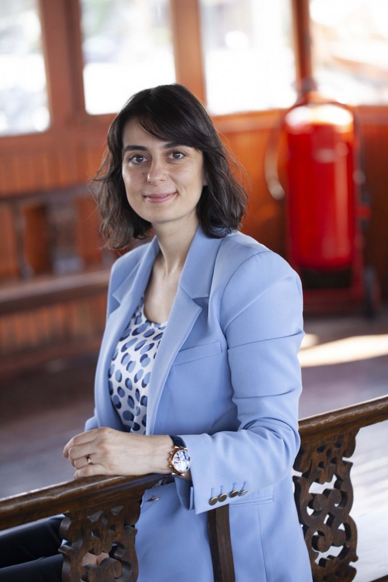 alakayra__'s tweet image. Sinem Dedetaş yönetimindeki CHP'li Üsküdar Belediyesi, okul olması için bağışlanan yere hastane yapan Fahrettin Koca’nın kurucusu olduğu Medipol Hastanesi’nin inşaatını mühürledi. 

(Birgün - İsmail Arı)