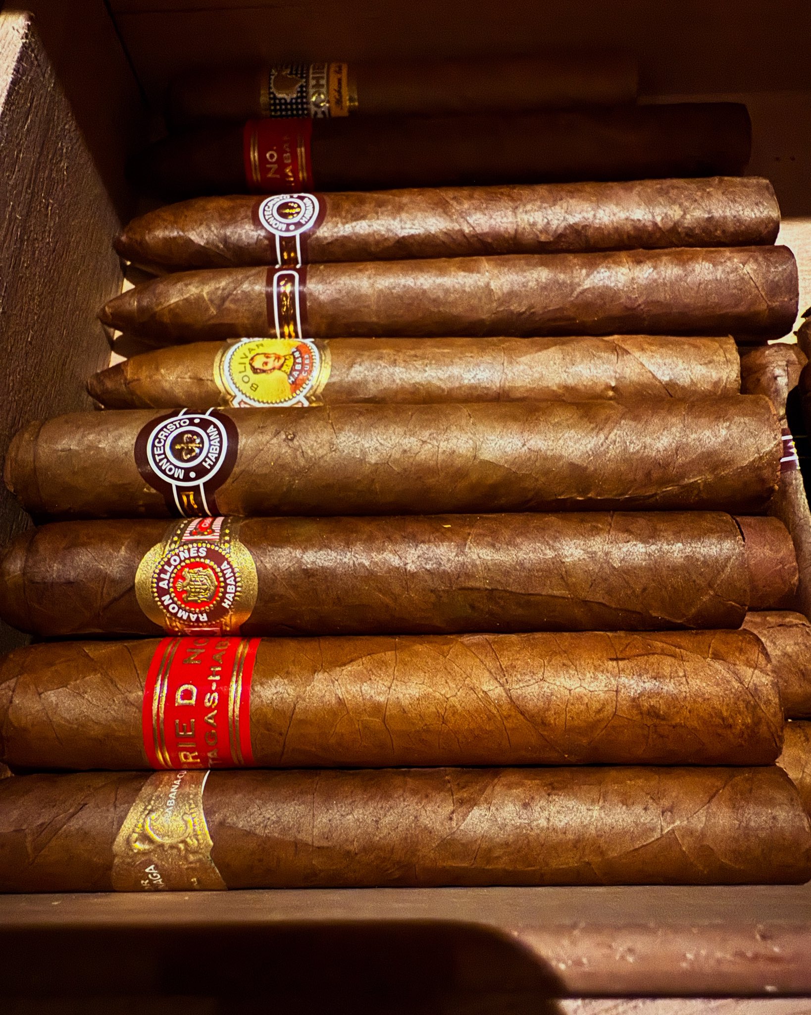 Bar Old Flame on X: 