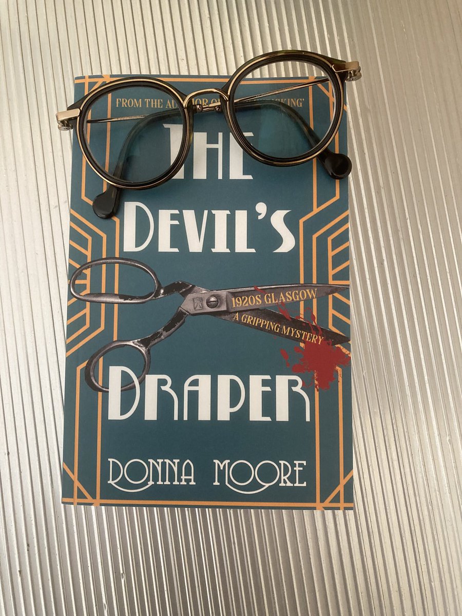Gee (Bookphace) (@chedgee) on Twitter photo Happy publication day! #TheDevilsDraper by #DonnaMoore published by <a href="/fly_press/">Fly on the Wall Press</a>
A sequel to #TheUnpicking where we get to meet Mabel again. And how!
bookphace.blogspot.com/2025/05/the-de…
<a href="/kenyon_isabelle/">Isabelle Kenyon (Kenyon Author Services - Book PR)</a> #bookblogger Happy publication day! #TheDevilsDraper by #DonnaMoore published by <a href="/fly_press/">Fly on the Wall Press</a>
A sequel to #TheUnpicking where we get to meet Mabel again. And how!
bookphace.blogspot.com/2025/05/the-de…
<a href="/kenyon_isabelle/">Isabelle Kenyon (Kenyon Author Services - Book PR)</a> #bookblogger