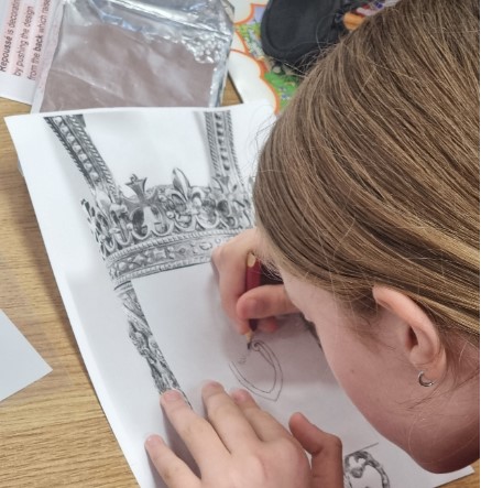 Galway City Museum (@galwaymuseum) on Twitter photo 🎨 👩🎨 Join us at Galway City Museum for #NationalDrawingDay2025, a nationwide celebration of drawing and creativity led by the National Gallery of Ireland. Free and suitable for all ages.
<a href="/GalwayCityCo/">Galway City Council</a> <a href="/ThisIsGalway/">This is Galway</a> #NationalDrawingDay @NGI @Creativirl 🎨 👩🎨 Join us at Galway City Museum for #NationalDrawingDay2025, a nationwide celebration of drawing and creativity led by the National Gallery of Ireland. Free and suitable for all ages.
<a href="/GalwayCityCo/">Galway City Council</a> <a href="/ThisIsGalway/">This is Galway</a> #NationalDrawingDay @NGI @Creativirl