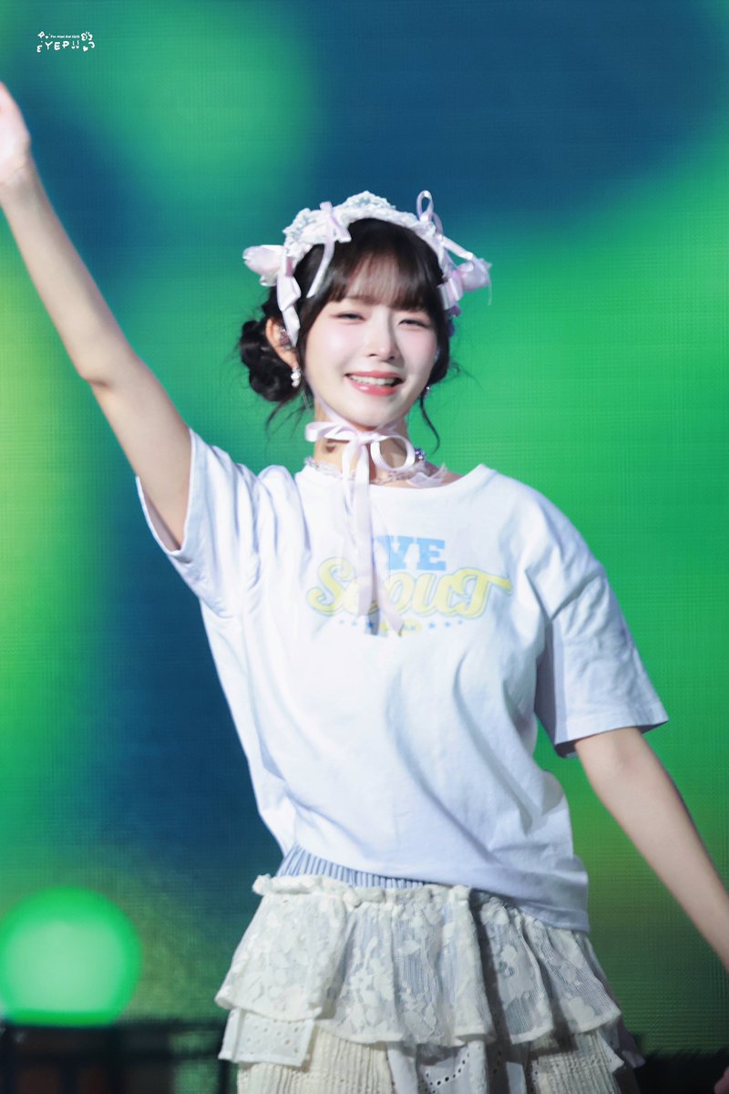 📸 PHOTO ] 250426 | IVE's REI at the 2025 IVE FAN CONCERT ＜IVE