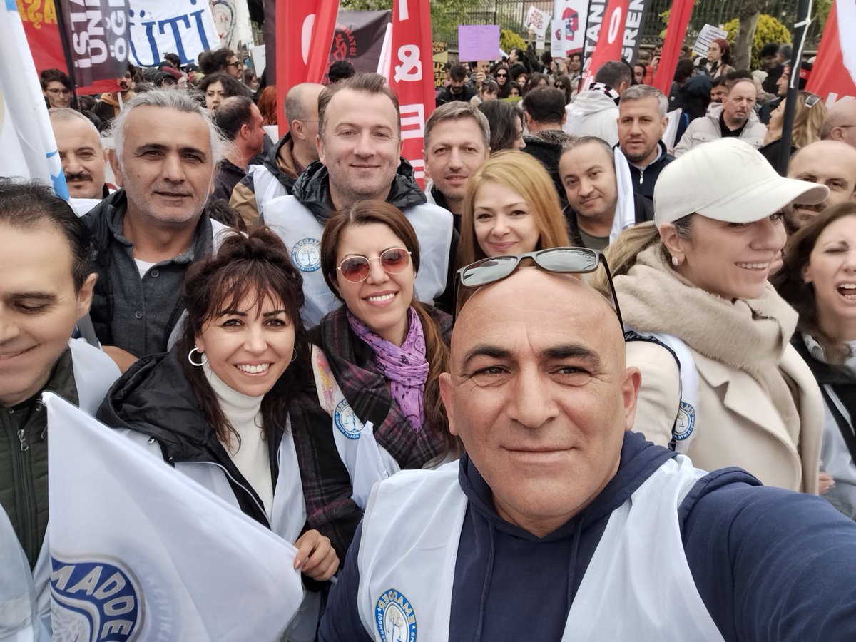 Birlikte çok güçlüyüz. Birlikte kazanacağız.
EMADDER 🧿🔥🔥
✊✊✊✊✊✊
<a href="/EmadDernegi/">EMEKLİLİKTE ADALET DERNEĞİ ⚖️</a>
🔥🔥🔥🔥🔥🔥
#KademeMeydanlarda