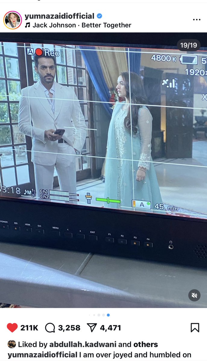 IPZN15's tweet photo. Finally Terebin clean sweep all the popular awards 🥹❤️. And yumna thank you for sharing these unseen memories ❤️❤️. 
#YumnaZaidi #WahajAli #Terebin #YumHaj #LSA2023 https://t.co/G0GZ7gcrPX