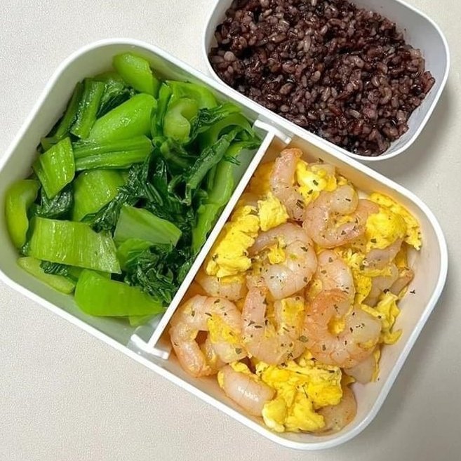 hyeeby__'s tweet image. Mending bawa bekal sendiri buat MAKAN SIANG! yang pastinya lebih LEZAT, SEHAT, &amp;amp; BERGIZI!🍱✨ Kumpulan resep di bawah ini bisa jadi referensi Lunch Box kamu!🙌🏻🥙