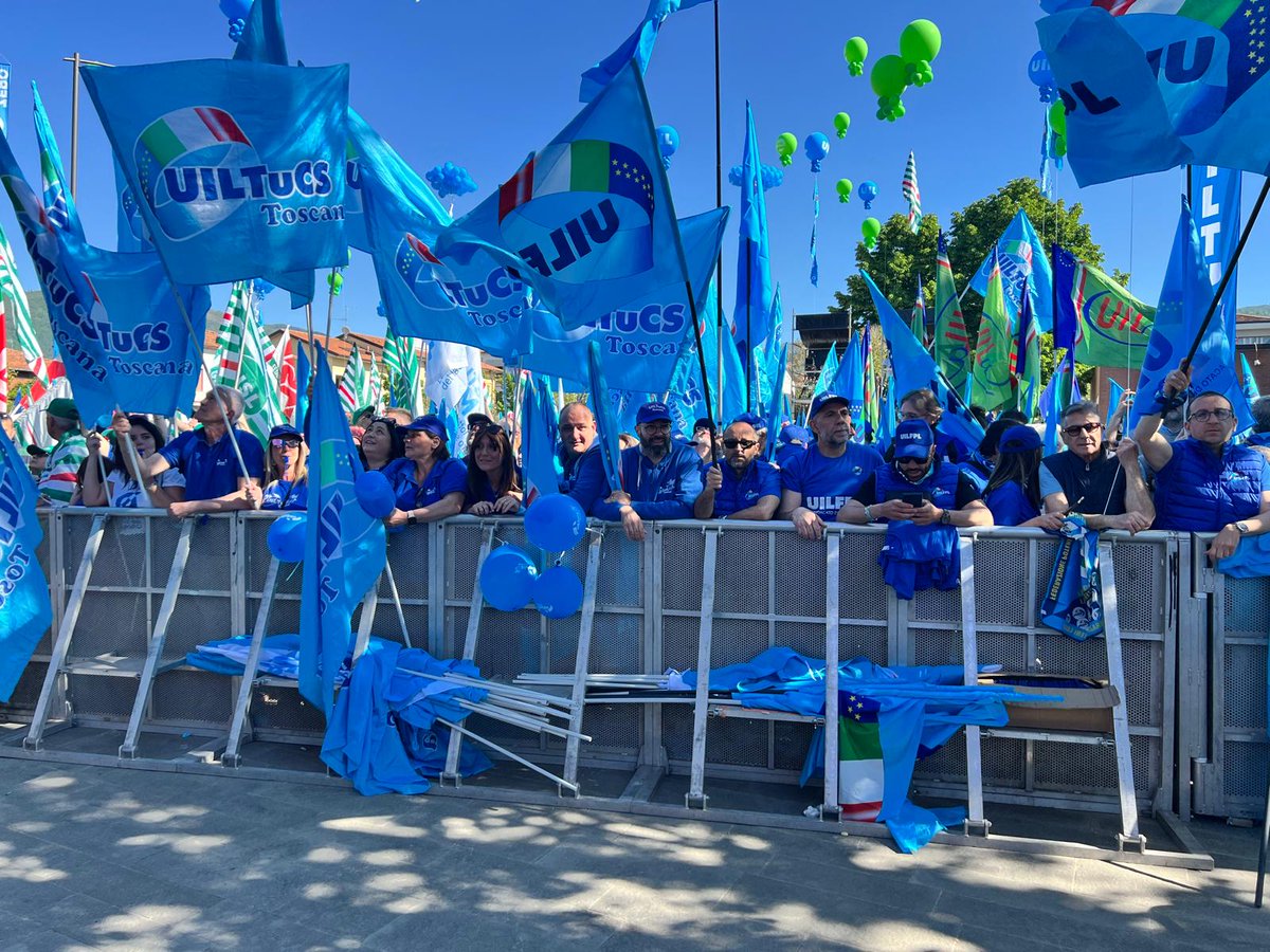 La segreteria regionale #uilliguria a Montemurlo per il #primomaggio: uniti per un lavoro sicuro.