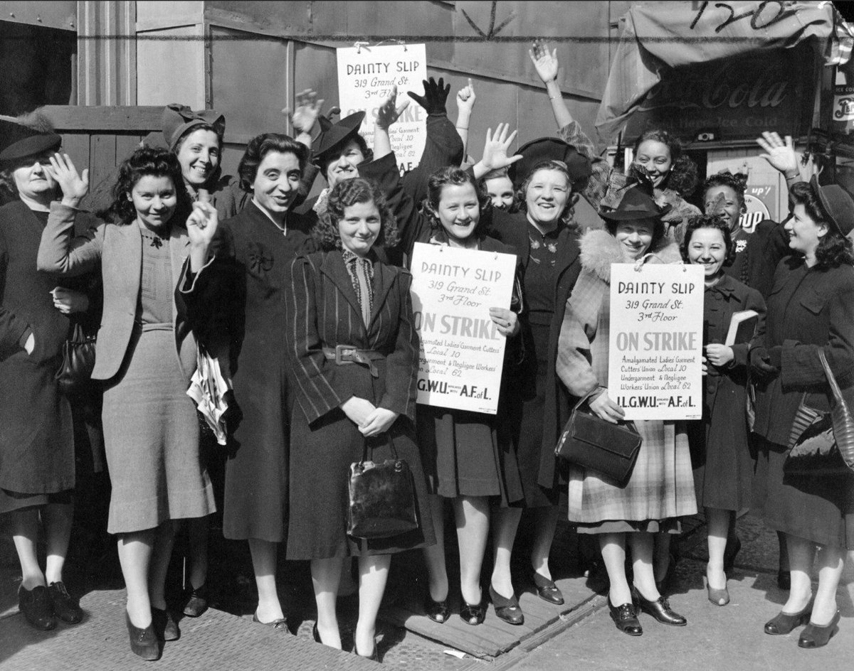 Per un Primer de Maig feminista i en defensa dels drets de les dones treballadores. Contra la bretxa salarial, el sostre de vidre, la precarietat, la doble jornada i l’assetjament sexual a la feina.

Ni mà d’obra barata ni cossos explotables: les dones som força de lluita.
