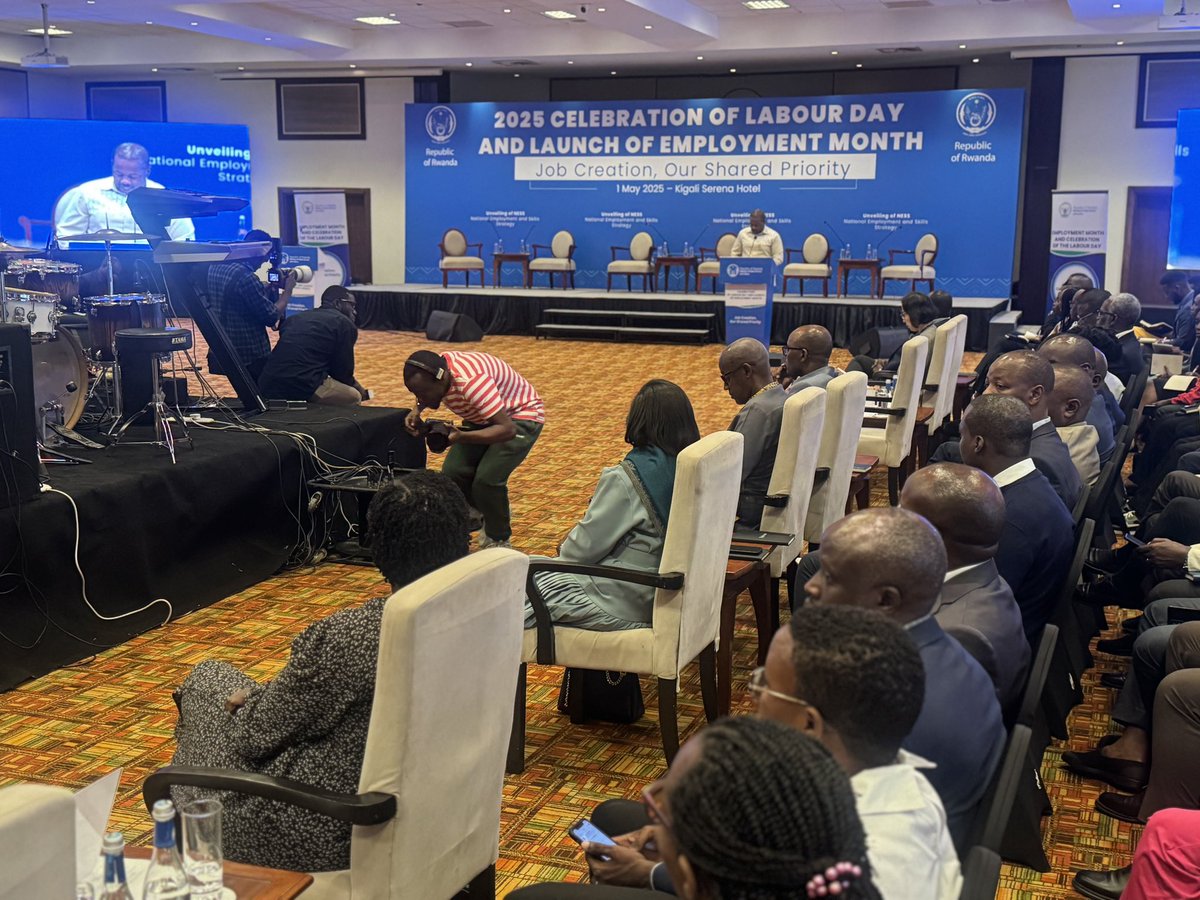 Ministry of Public Service and Labour | Rwanda tweet media