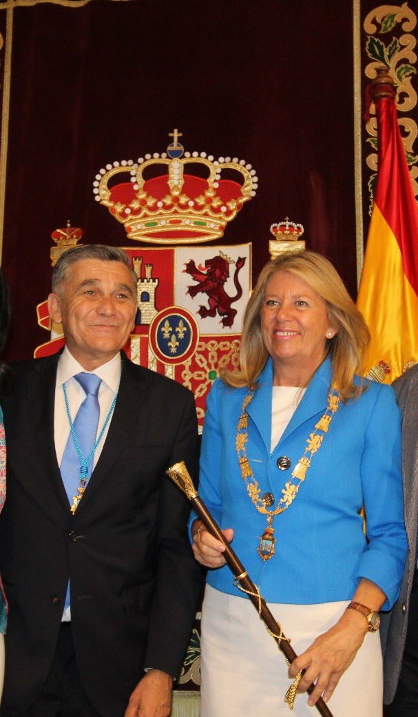 FonsiLoaiza's tweet image. Hoy ha fallecido Pasionaria León Díaz, superviviente de la masacre fascista de la Desbandá cuando tenía 7 años. El PP de Marbella de Ángeles Muñoz (Titi para los narcos) y Francisco Javier García (padre del ultraderechista Javier Negre) rechazó hacerle un homenaje en vida.