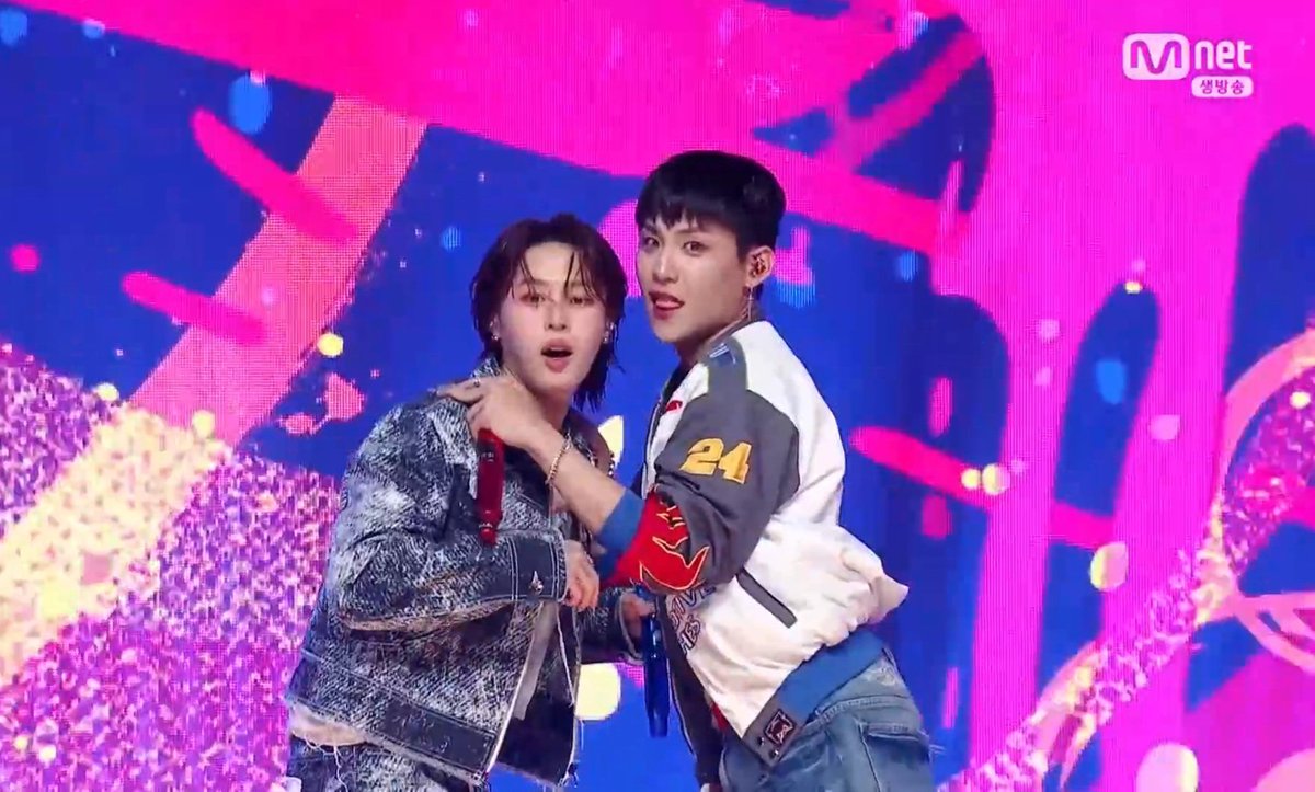 너네 진짜 이러면 가나디밖에 안돼
뽀메랑 황구 ㅋㅋㅋ