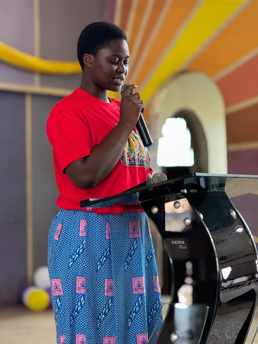 DeinaDaily tweet media