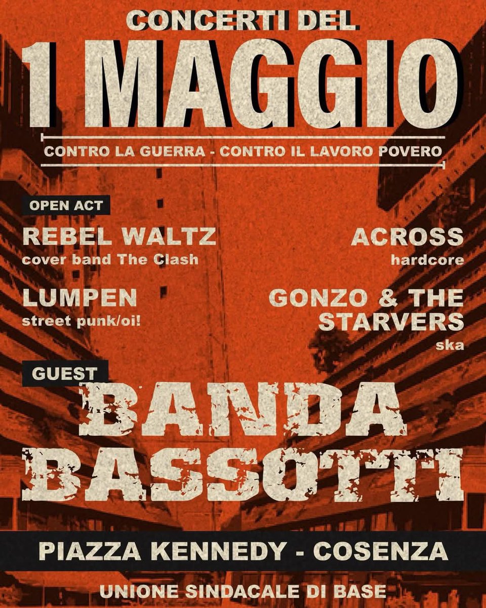 GRIDALOFORTE's tweet photo. #1Maggio a #Cosenza #Calabria con @usbsindacato
#usbsindacato #usb

✊🏽🚩🇵🇸 https://t.co/aLU95wWoAL