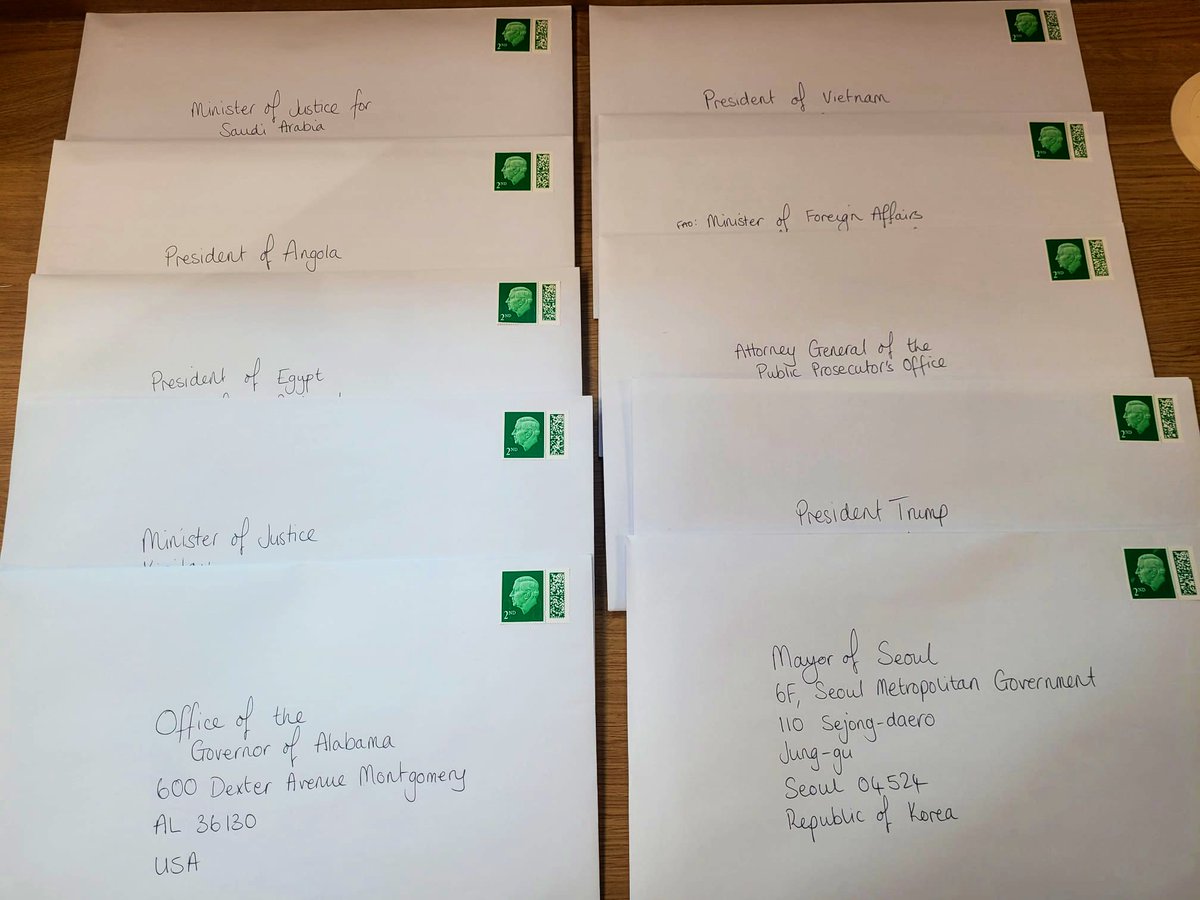 EnglishTASE's tweet image. Blown away by Y7 and their enthusiasm last term. Students used @AmnestyUK ‘Write for Rights’ as their stimulus and to use their writing to make a real difference in our world. It’s a privilege to send their writing across the globe to advocate for change 🤩📝📮@TrinityAcadStE