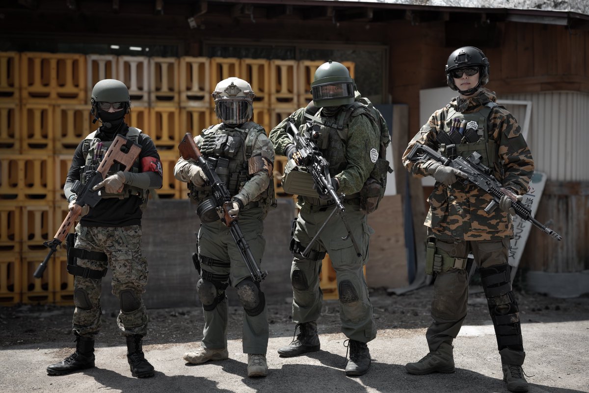 HK the ただの人 (@hk53) on Twitter photo #東北タルコフサバゲー
#EscapefromTarkov 
今回ご一緒した分隊の皆様
めっちゃ楽しかったです(小波)
<a href="/taisin01165982/">自家発電大神@Taisin</a> 氏撮影 #東北タルコフサバゲー
#EscapefromTarkov 
今回ご一緒した分隊の皆様
めっちゃ楽しかったです(小波)
<a href="/taisin01165982/">自家発電大神@Taisin</a> 氏撮影